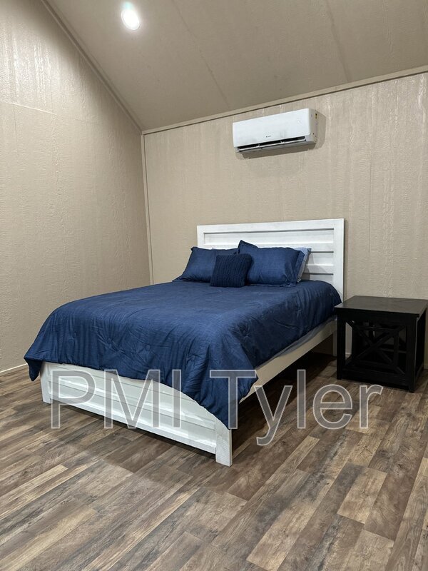 Building Photo - 2060 FM 450 S