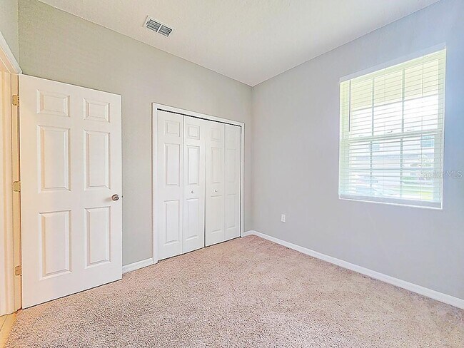 Building Photo - 1686 Swan Swim Dr