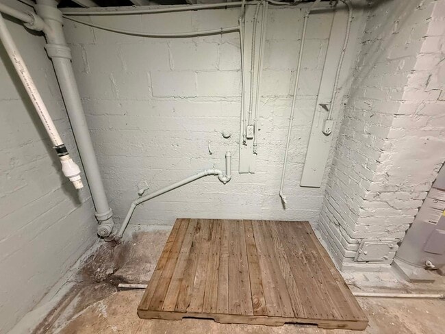 Building Photo - 3715 Bowser Ave