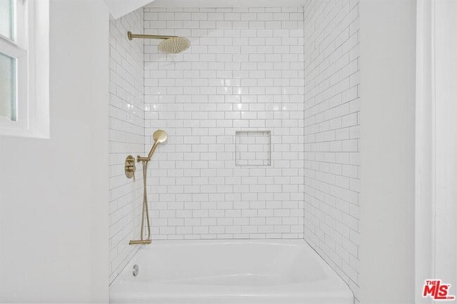 Building Photo - 1455 E Elizabeth St