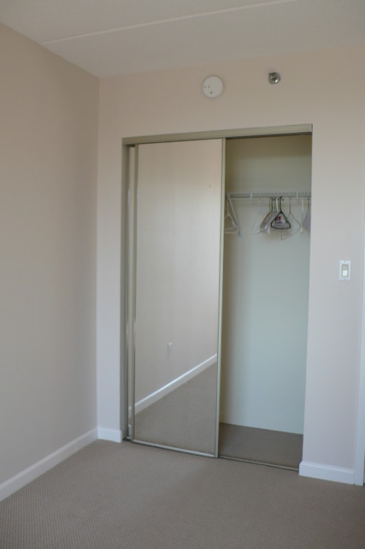 Building Photo - 4 Martine Ave