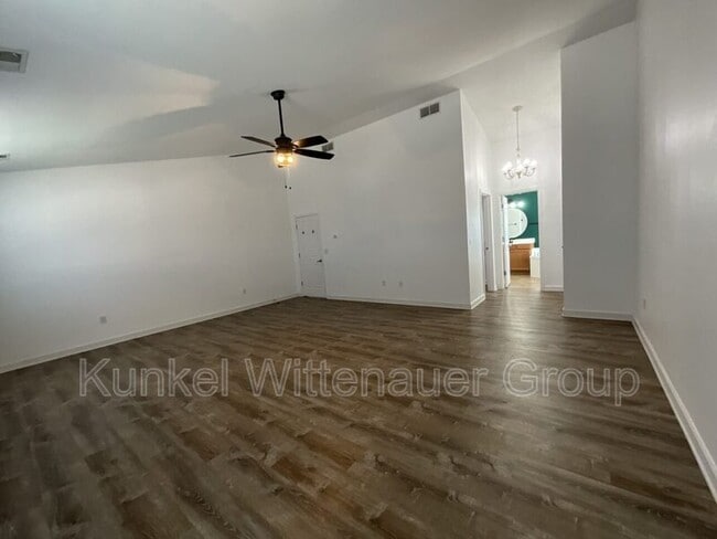 Building Photo - 2621 Greystone Estates Pkwy