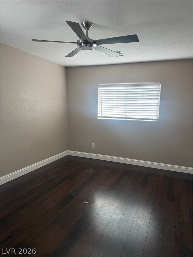 Building Photo - 10849 Wallflower Ave