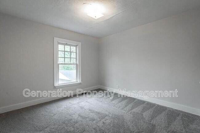 Building Photo - 103 Delray Ave