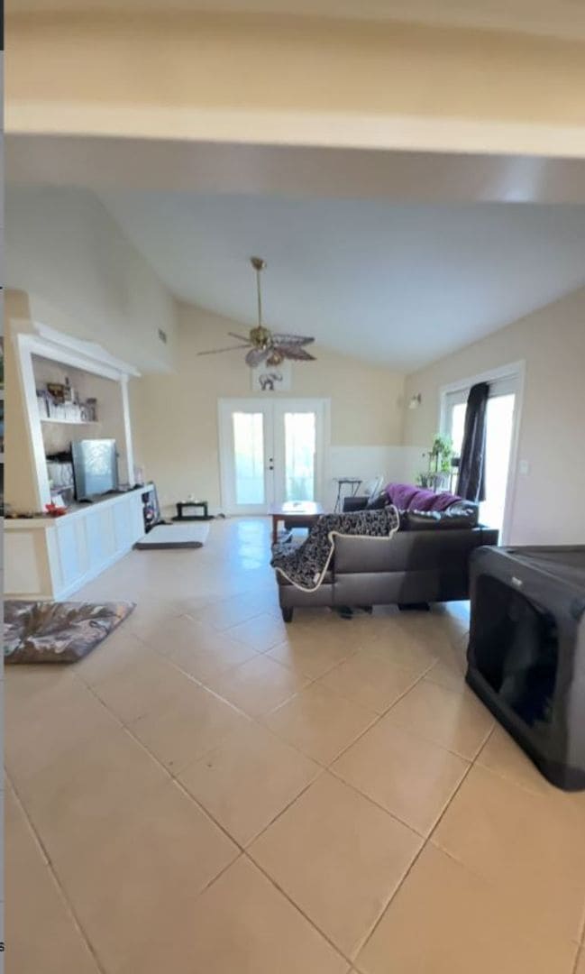 Building Photo - 3 Bedroom 2 Bath home