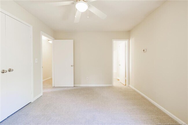 Building Photo - 1113 Oakstone Dr