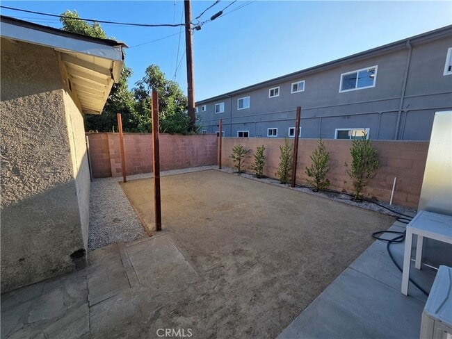 Building Photo - 121 N Baymar Ave