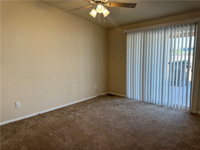 Building Photo - 4318 Amanda Ave