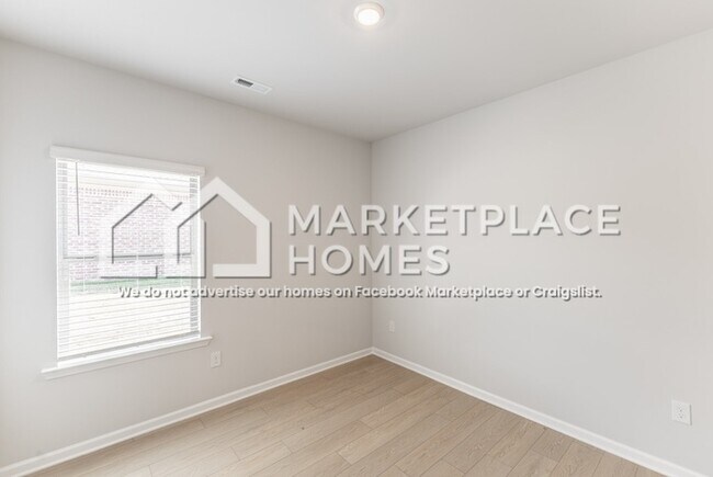 Building Photo - 206 Stockyard Cir