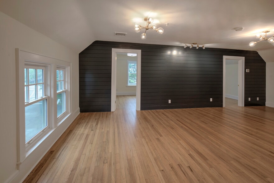 2 Bedrooms - 1926 Long Hill Rd