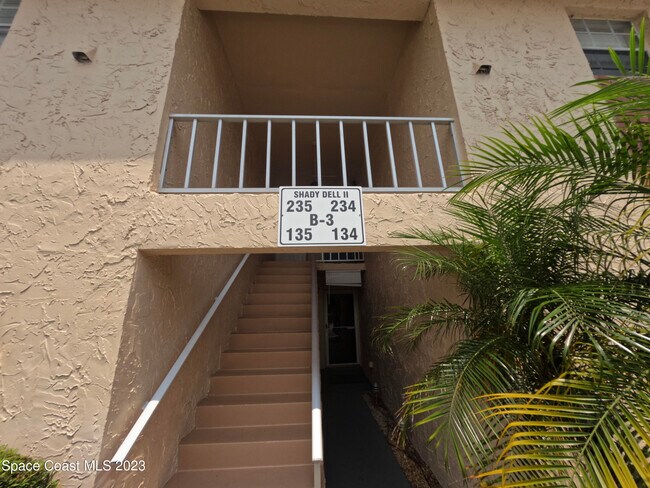 Building Photo - 3135 Shady Dell Ln