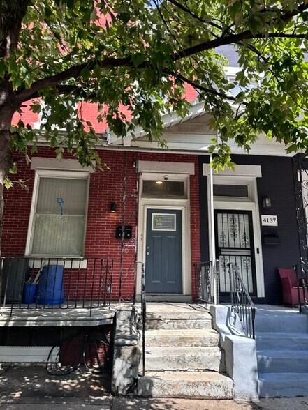 Building Photo - 4139 Cambridge St