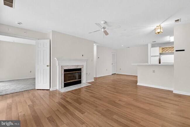 Building Photo - 3109 River Bend Ct