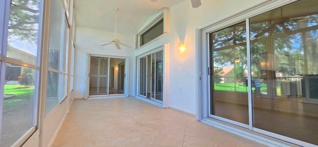 Building Photo - 7299 Lugano Dr