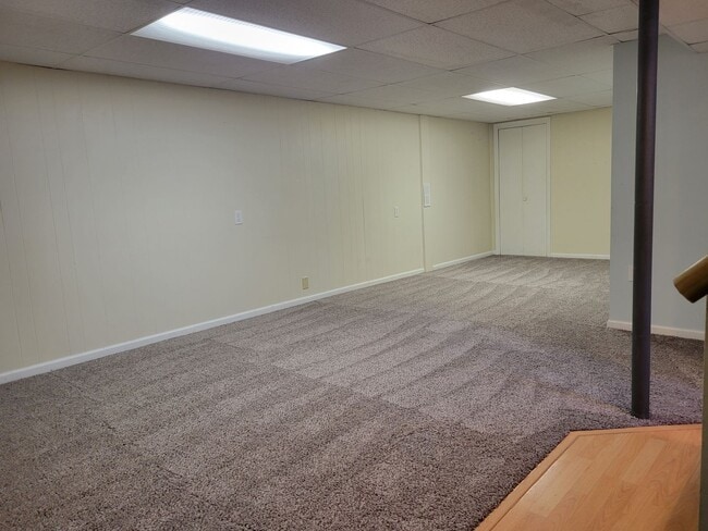 Building Photo - Your Dream Home Awaits: Spacious 4 Bed/2 B...