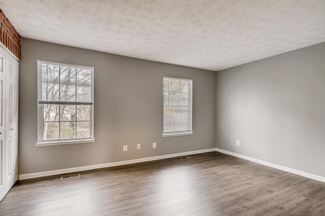 Building Photo - 2842 Beckon Dr