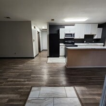 Building Photo - 1552 Kay Ave