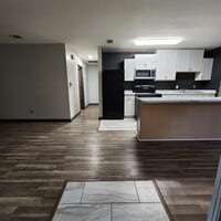 Building Photo - 1552 Kay Ave