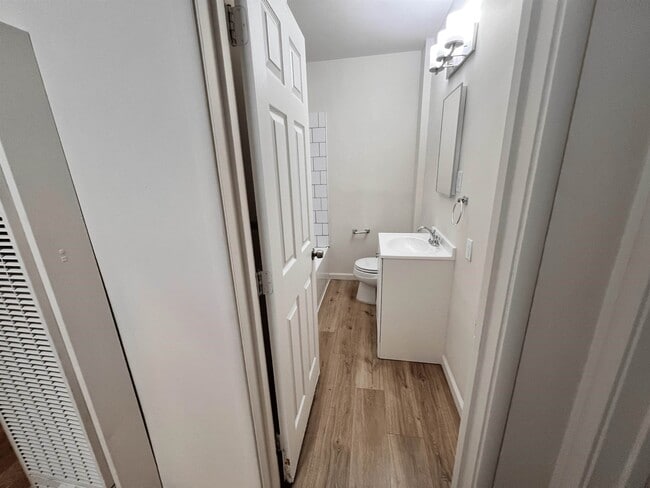 Building Photo - 26786 Clarkford St