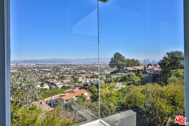 Building Photo - 4547 Don Milagro Dr