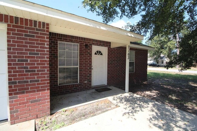 Building Photo - 7163 Pine Blossom Rd