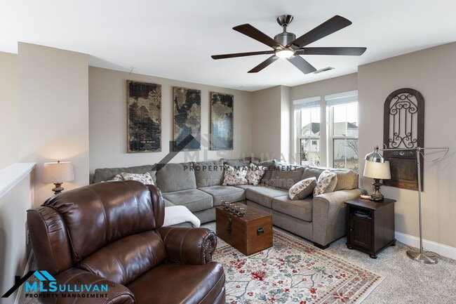 Building Photo - 913 Beech Glen Dr