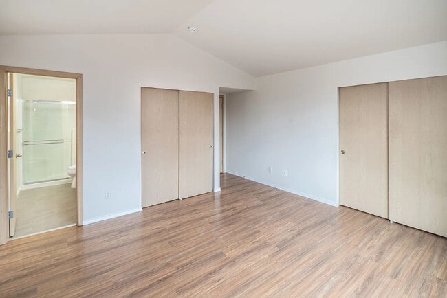 Building Photo - 3Bd/2.25Ba Woodinville Home