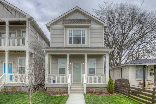 Building Photo - 1602B 12th Ave N