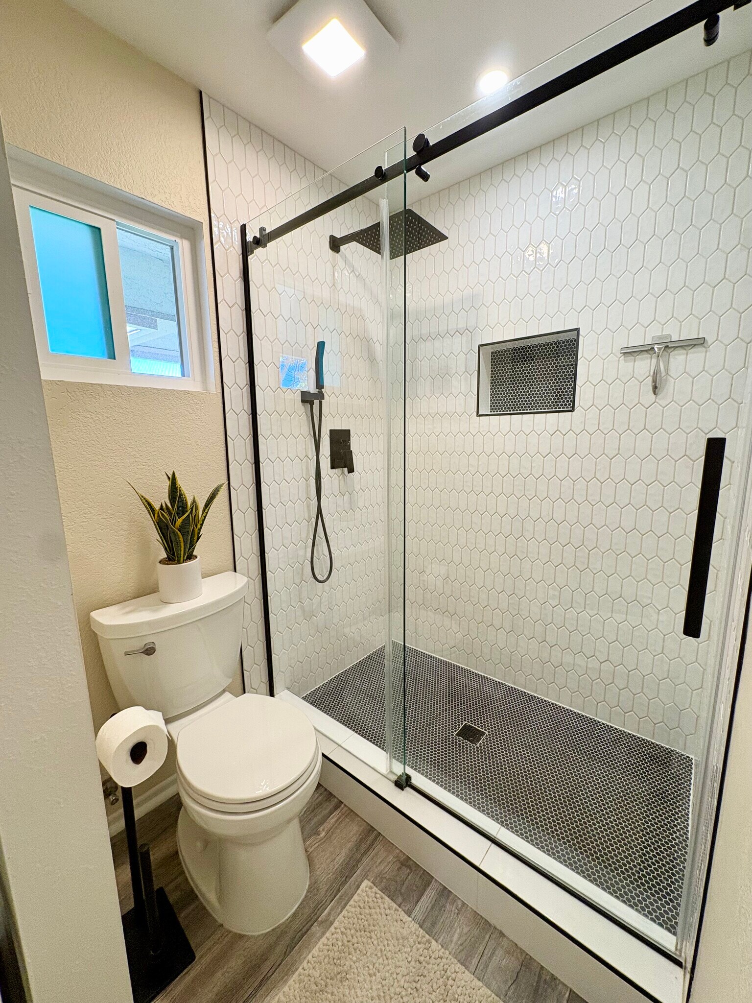 Building Photo - 2520 Via Esparto