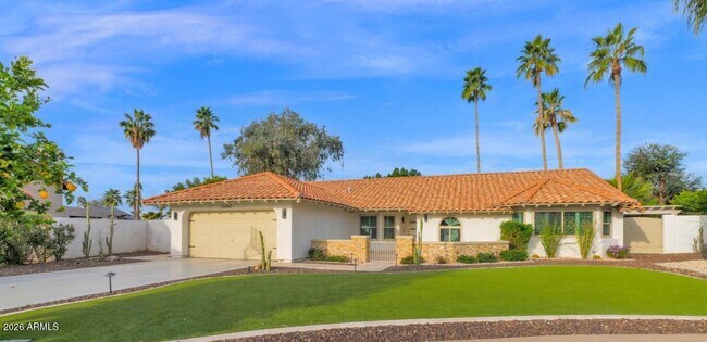 Building Photo - 15650 N 60th Pl