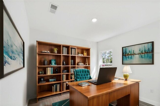 Building Photo - 2850 SW 140th Pl