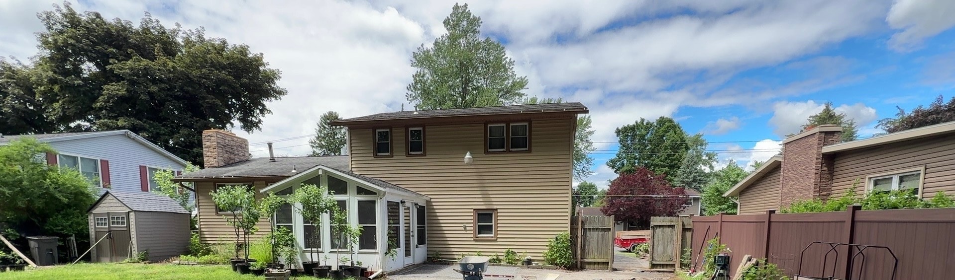 Building Photo - 141 Riverdale Rd