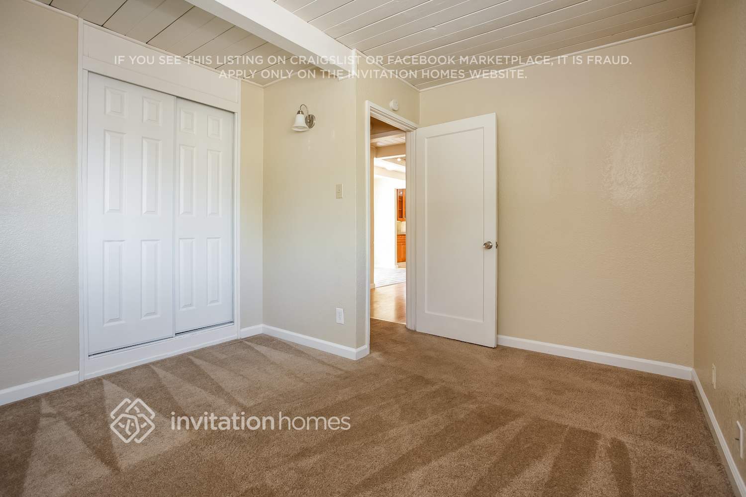 Building Photo - 2816 Glenside Dr