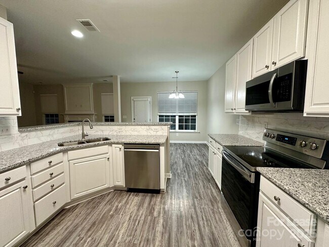 Building Photo - 4427 Eglinton Toll Ct