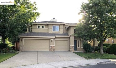 Building Photo - 861 Orchid Ct
