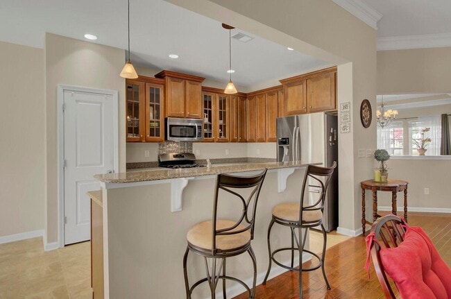 Building Photo - 160 Mayfield Dr