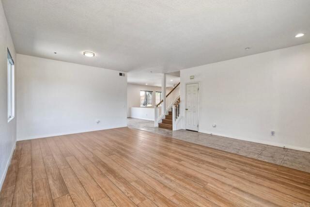 Building Photo - 5478 Alexandrine Ct