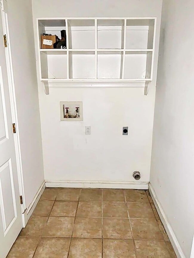 Building Photo - Great 2 Bdrm 1 Bath Home in Argyle Tx