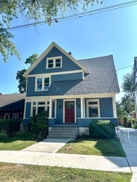 Building Photo - 621 Cherry St