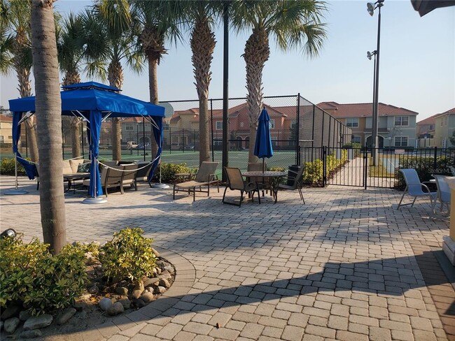 Building Photo - 8965 Cat Palm Rd