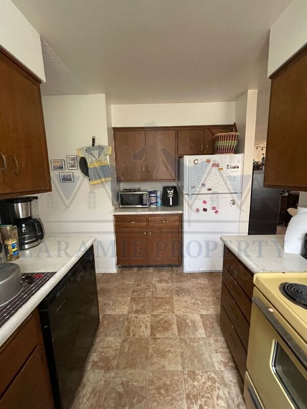 Building Photo - 710 Downey St