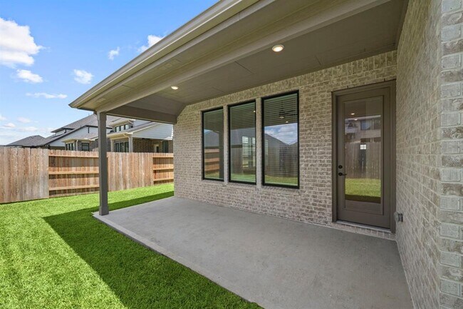 Building Photo - 25330 Balvaird Dr