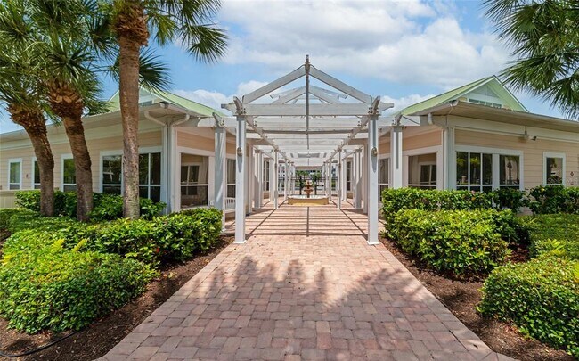 Building Photo - 4802 51st St W