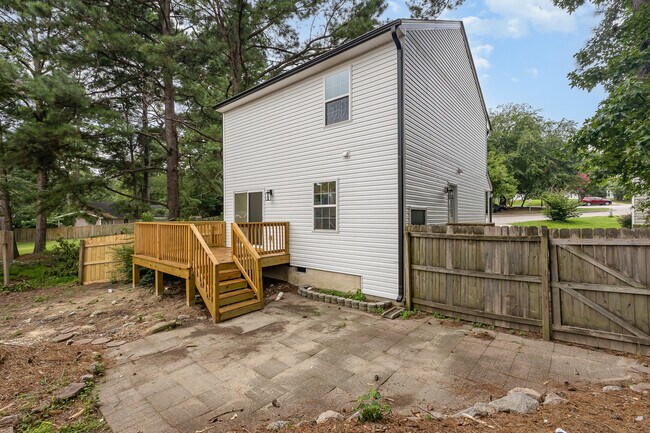 Building Photo - 5304 Wenesly Ct