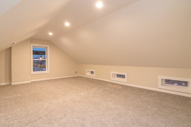 Building Photo - 302 W M.L.K. Jr. Blvd