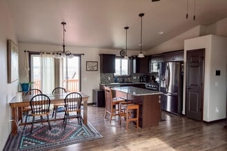 Building Photo - 1240 Kodiak Dr