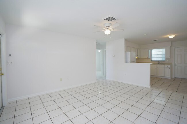 Building Photo - 1193 S Alhambra Cir
