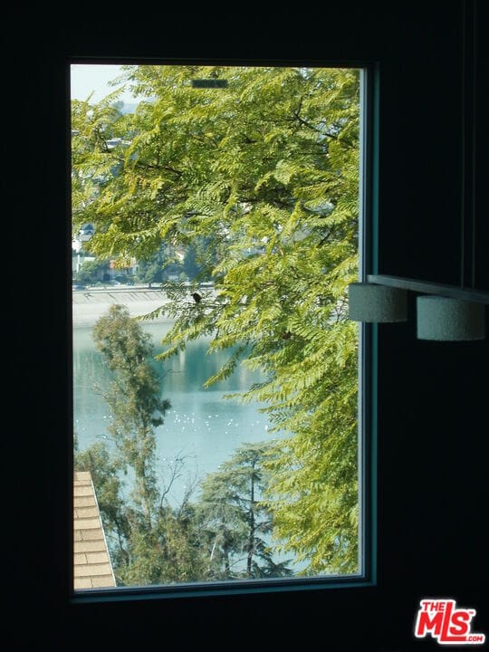 Building Photo - 2337 Baxter St