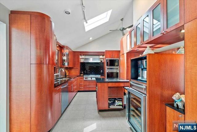 Building Photo - 954 Pines Terrace