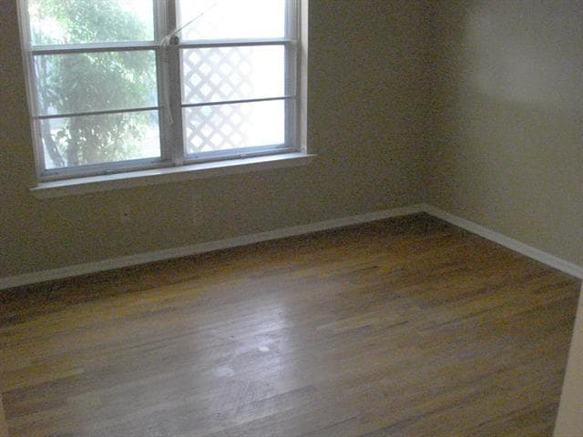 Building Photo - 1704 Cordell St